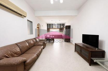 Apartment - 2 Bedrooms - 2 Bathrooms for rent in Janabiya - Northern Governorate