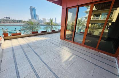 Apartment - 3 Bedrooms - 5 Bathrooms for rent in Reef Island - Capital Governorate