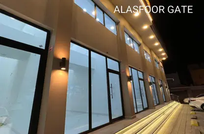 Shop - Studio - 2 Bathrooms for rent in Sanad - Central Governorate