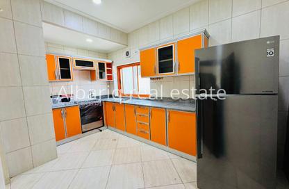 Apartment - 3 Bedrooms - 2 Bathrooms for rent in Al Burhama - Manama - Capital Governorate Apartment - 3 Bedrooms - 2 Bathrooms for rent in Al Burhama - Manama - Capital Governorate