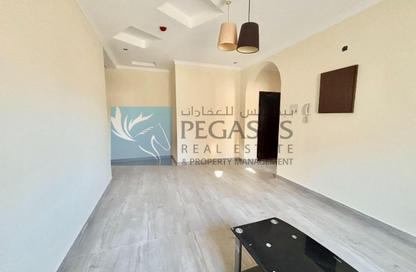 Apartment - 2 Bedrooms - 2 Bathrooms for rent in Hidd - Muharraq Governorate