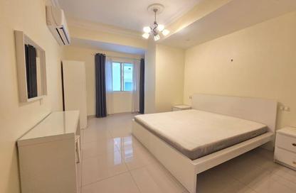 Apartment - 2 Bedrooms - 2 Bathrooms for rent in Al Juffair - Capital Governorate