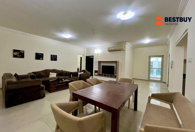 52701211 - Property Image 2