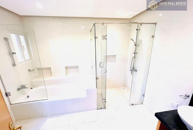 1001371 - Property Image 2