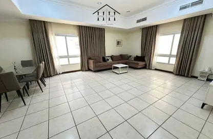 Apartment - 2 Bedrooms - 2 Bathrooms for rent in Al Juffair - Capital Governorate