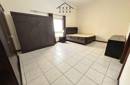 Apartment - 2 Bedrooms - 2 Bathrooms for rent in Al Juffair - Capital Governorate Apartment - 2 Bedrooms - 2 Bathrooms for rent in Al Juffair - Capital Governorate