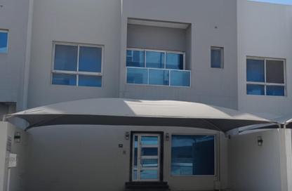 Villa - 4 Bedrooms - 4 Bathrooms for sale in Tubli - Central Governorate