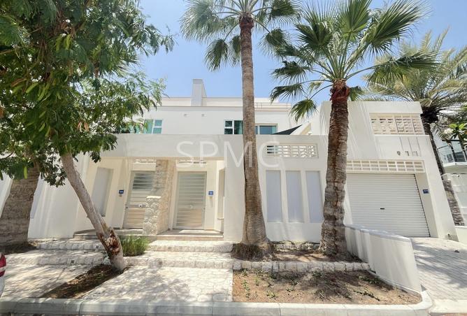 53490310 - Property Main Image