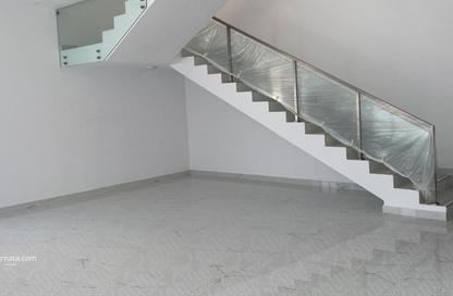 Villa - 6 - 6 for sale in Hidd - Muharraq Governorate
