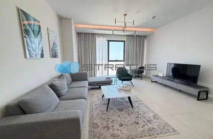 Apartment - 2 Bedrooms - 3 Bathrooms for sale in Al Juffair - Capital Governorate