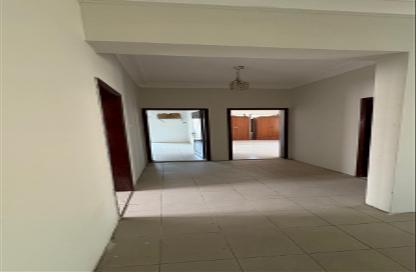 Apartment - 2 Bedrooms - 2 Bathrooms for rent in Adliya - Manama - Capital Governorate