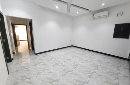 Apartment - 3 - 2 for rent in Hidd - Muharraq Governorate
