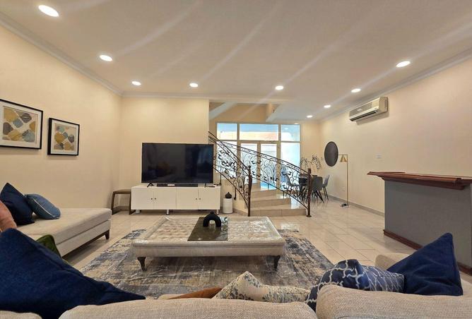 997887 - Property Image 2