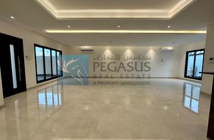 Villa - 3 Bedrooms - 4 Bathrooms for rent in Busaiteen - Muharraq Governorate