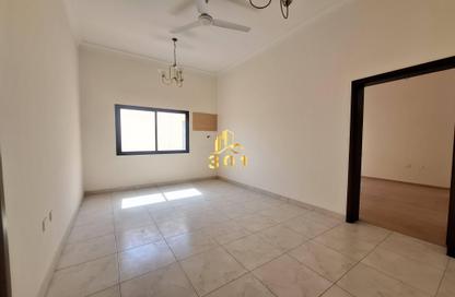 Apartment - 3 Bedrooms - 2 Bathrooms for rent in Busaiteen - Muharraq Governorate Apartment - 3 Bedrooms - 2 Bathrooms for rent in Busaiteen - Muharraq Governorate
