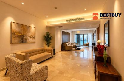 Apartment - 2 Bedrooms - 3 Bathrooms for rent in Reef Island - Capital Governorate