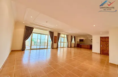 Apartment - 2 Bedrooms - 3 Bathrooms for rent in Janabiya - Northern Governorate