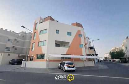 عمارة بالكامل - استوديو - 8 حمامات للبيع في البسيتين - المحرق