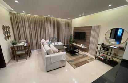 Apartment - 2 Bedrooms - 2 Bathrooms for rent in Busaiteen - Muharraq Governorate