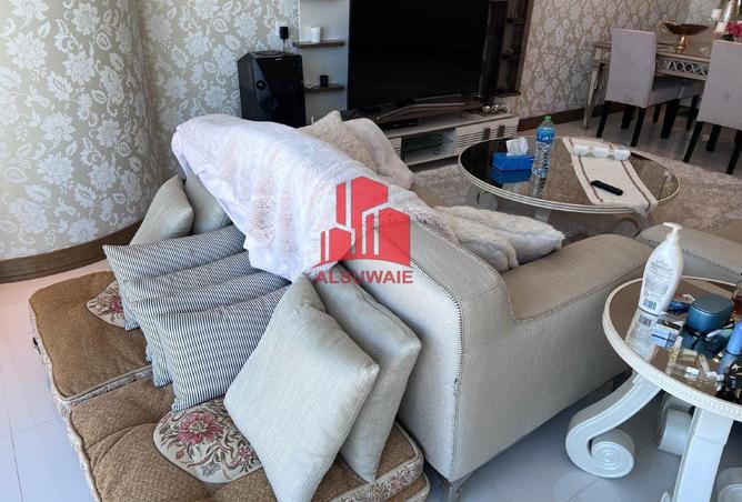 998594 - Property Image 3