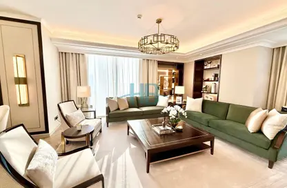 Apartment - 3 Bedrooms - 4 Bathrooms for rent in Seef - Capital Governorate