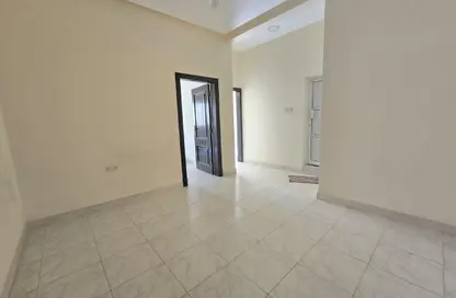Apartment - 2 Bedrooms - 1 Bathroom for rent in Gudaibiya - Manama - Capital Governorate