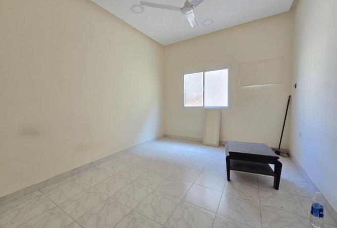 998814 - Property Image 2