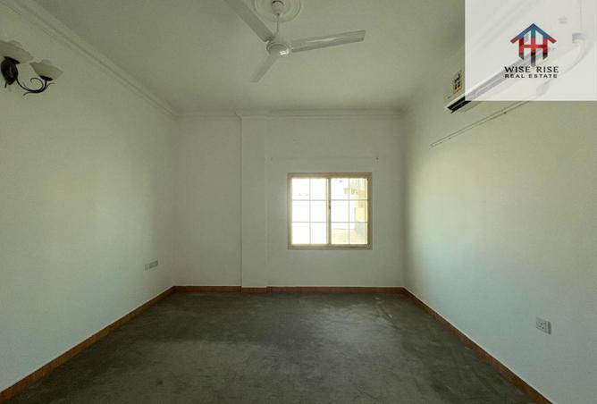 976907 - Property Image 3