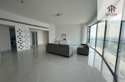 Apartment - 2 Bedrooms - 3 Bathrooms for rent in Sanabis - Manama - Capital Governorate