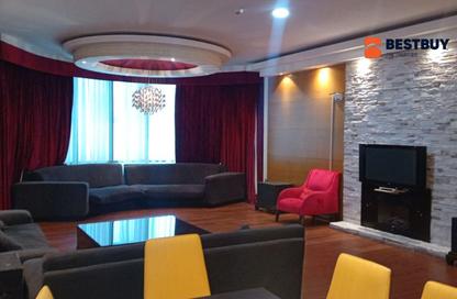 Apartment - 2 Bedrooms - 3 Bathrooms for rent in Al Juffair - Capital Governorate