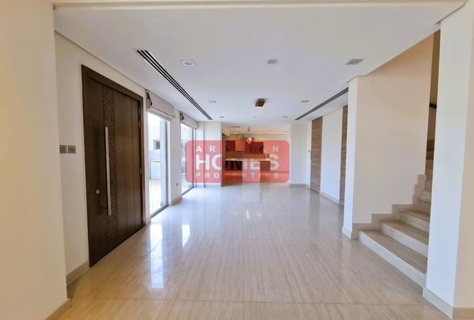 54040921 - Property Image 2