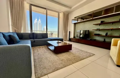 Apartment - 3 Bedrooms - 3 Bathrooms for rent in Sanabis - Manama - Capital Governorate