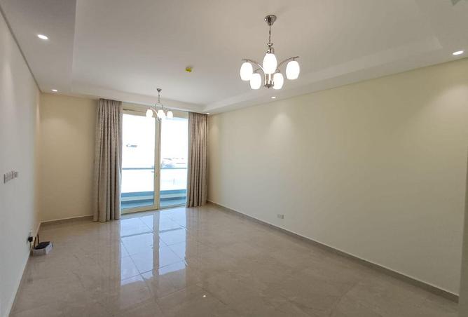 2OYnOdzCXA0 - Property Image 2