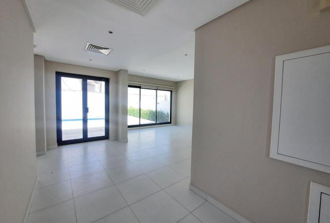 51203788 - Property Image 2