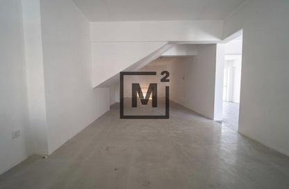 Shop - Studio - 1 Bathroom for sale in Sanad - Central Governorate