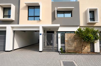 Villa - 4 Bedrooms - 5 Bathrooms for rent in Maqabah - Northern Governorate