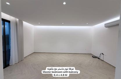 Villa - 4 - 4 for sale in Saar - Northern Governorate