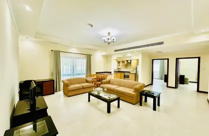 Apartment - 2 Bedrooms - 2 Bathrooms for rent in Bu Ashira - Capital Governorate