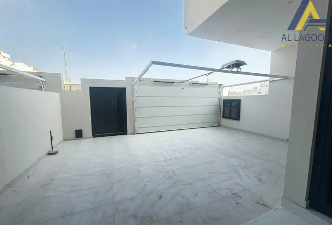 58203275 - Property Image 3