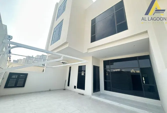 58203275 - Property Image 2