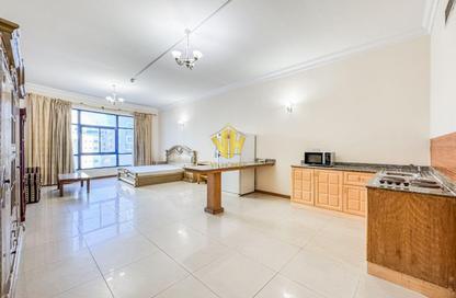 Apartment - Studio - 1 Bathroom for rent in Al Juffair - Capital Governorate
