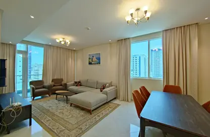 Apartment - 2 Bedrooms - 3 Bathrooms for rent in Al Juffair - Capital Governorate