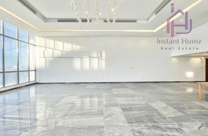 Penthouse - 2 Bedrooms - 3 Bathrooms for rent in Seef - Capital Governorate