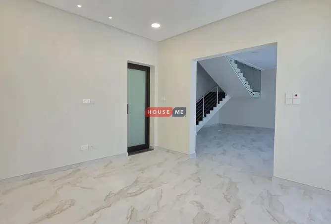 56889616 - Property Image 2