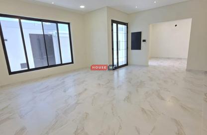 Villa - 6 - 6 for sale in Hamala - Northern Governorate