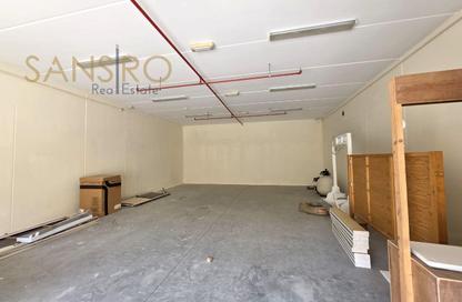 Warehouse - Studio - 1 Bathroom for rent in Hidd - Muharraq Governorate