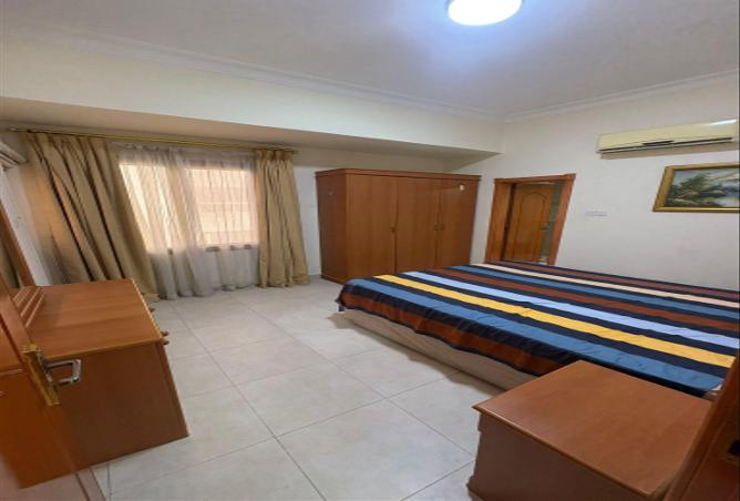 996663 - Property Image 2