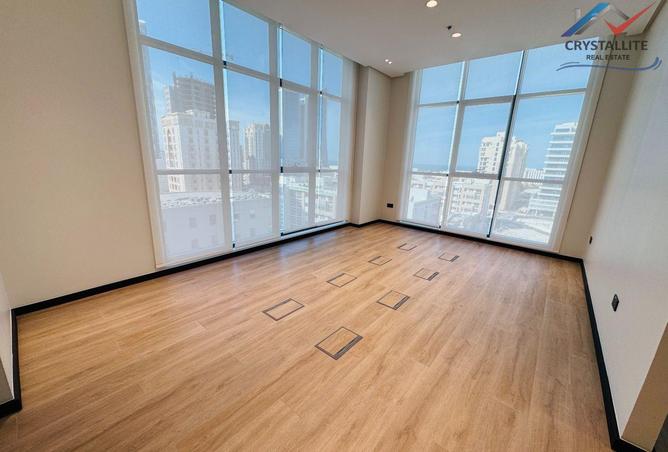 998431 - Property Image 3