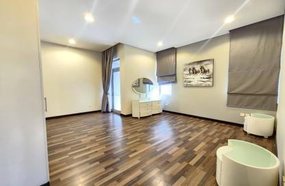 Apartment - 3 Bedrooms - 3 Bathrooms for rent in Reef Island - Capital Governorate Apartment - 3 Bedrooms - 3 Bathrooms for rent in Reef Island - Capital Governorate