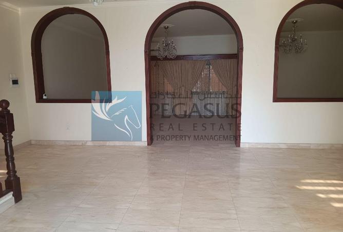 993779 - Property Image 2